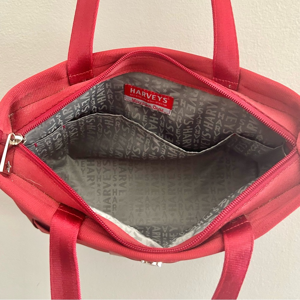 Harveys The Original Seatbelt Mercedes Benz Woven Dual Handles Tote Handbag Red - Picture 8 of 8